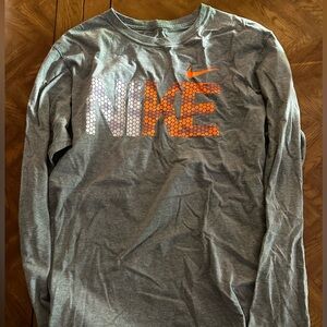 Men’s Nike T-shirt